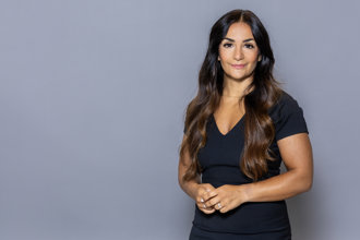 Porträtt av Kulturminister Parisa Liljestrand