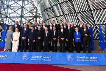 Gruppbild på stats- och regeringscheferna som deltog i mötet.