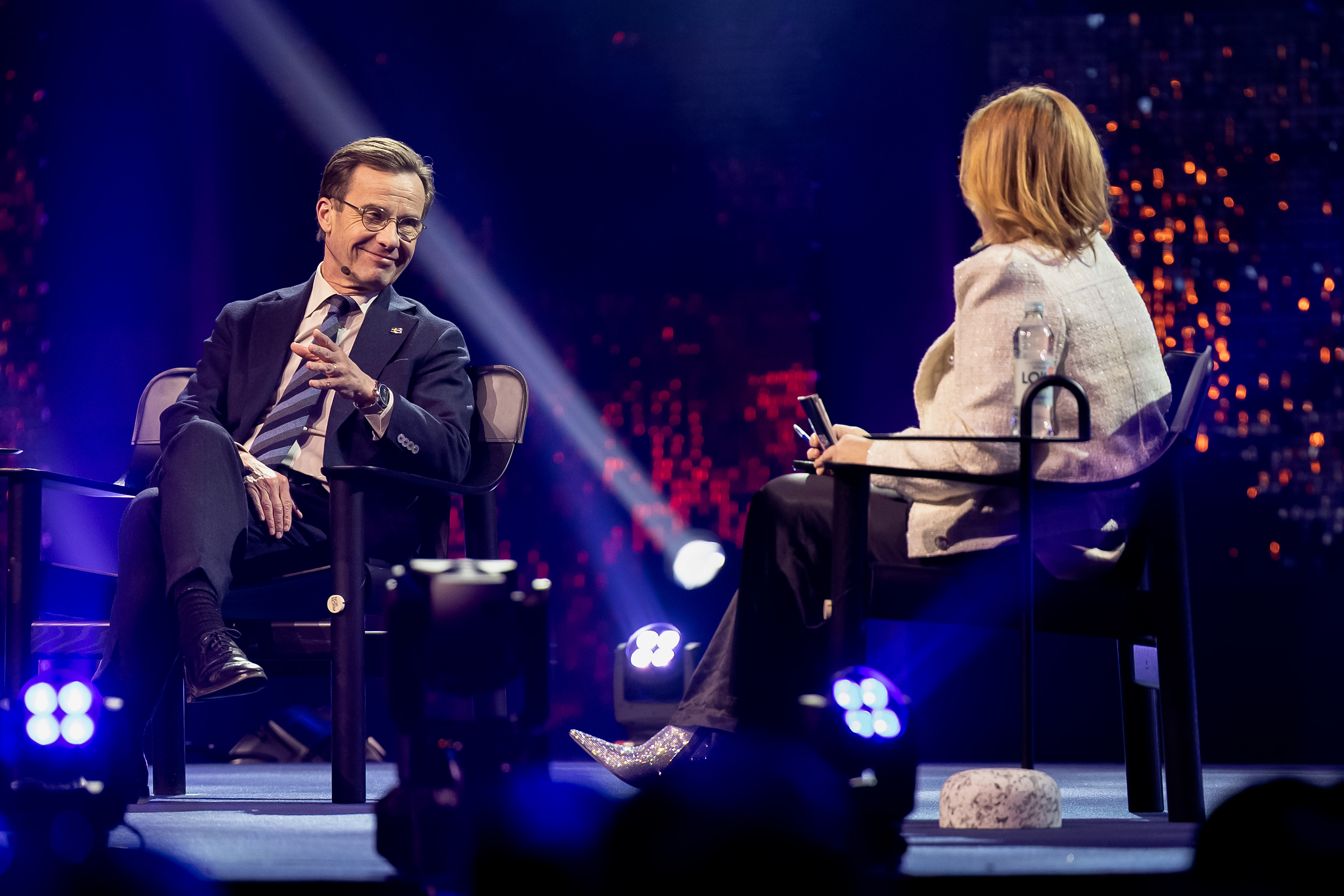 Statsminister Ulf Kristersson och moderator Linda Nyberg på Techarena 2026.