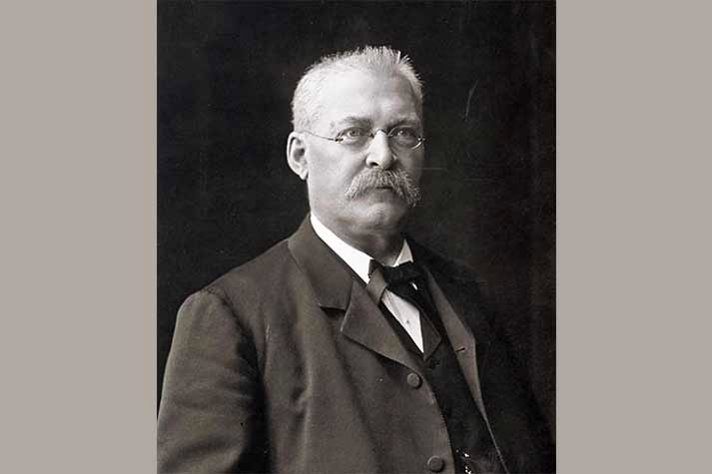 Porträttbild på Christian Lundeberg.