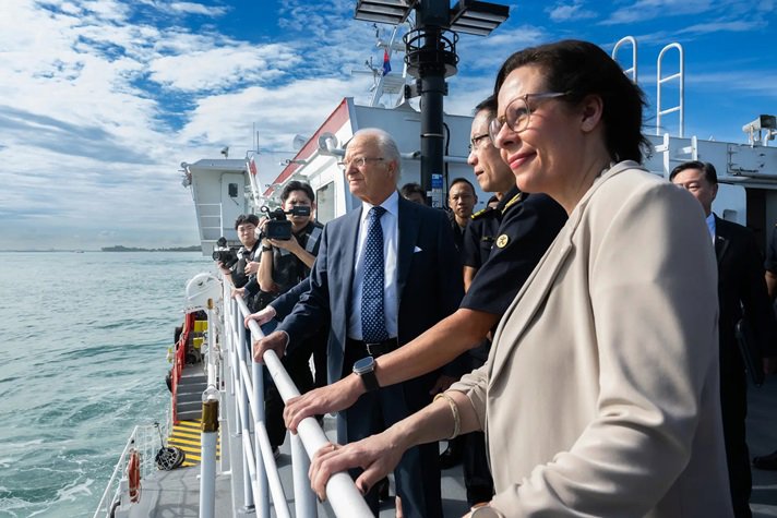 Båtutflykt med kungen under statsbesöket i Singapore.