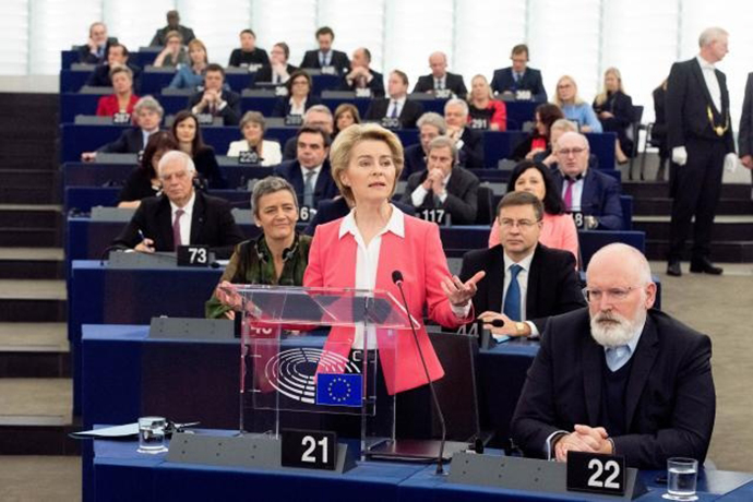 Ursula von der Leyen med kommissionärer Ursula von der Leyen med kommissionärer