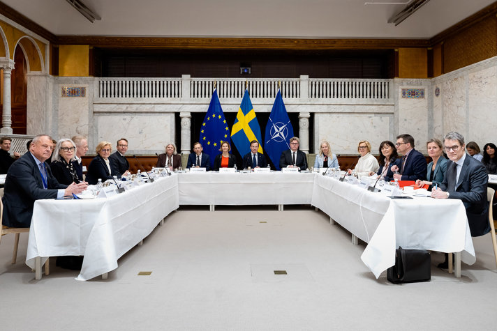 Sammanträde i Rådet för kvinnofrid på Regeringskansliet, onsdagen den 25 mars.