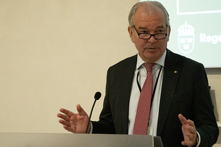  Per Thöresson talar.