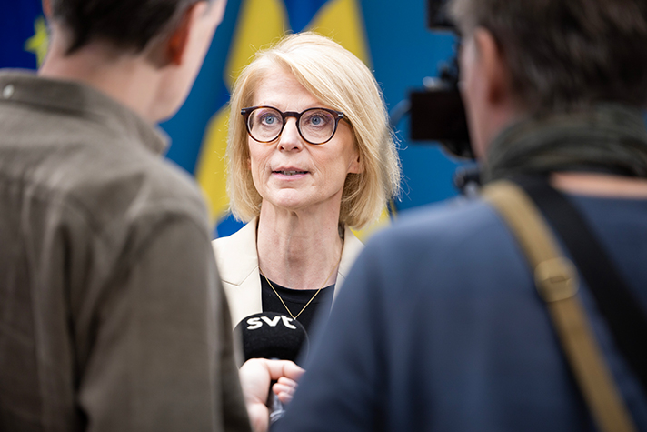 Finansminister Elisabeth Svantesson vill förbättra folkbokföringen 