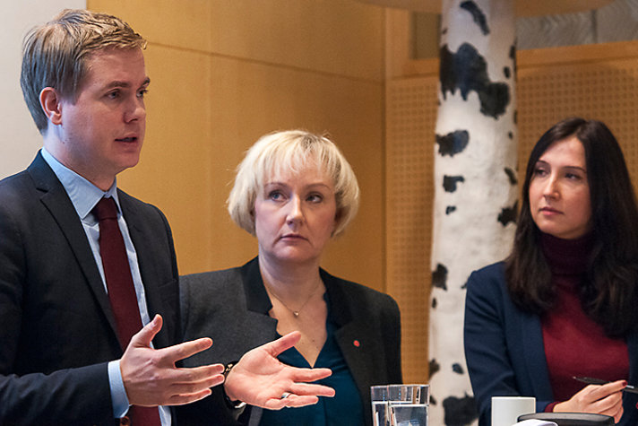 Gustav Fridolin, Helene Hellmark Knutsson och Aida Hadzialic
