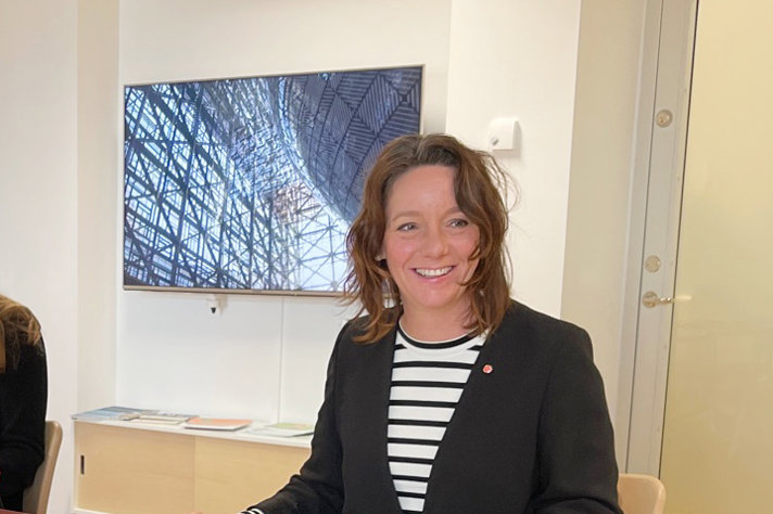 Matilda Ernkrans, minister för högre utbildning och forskning