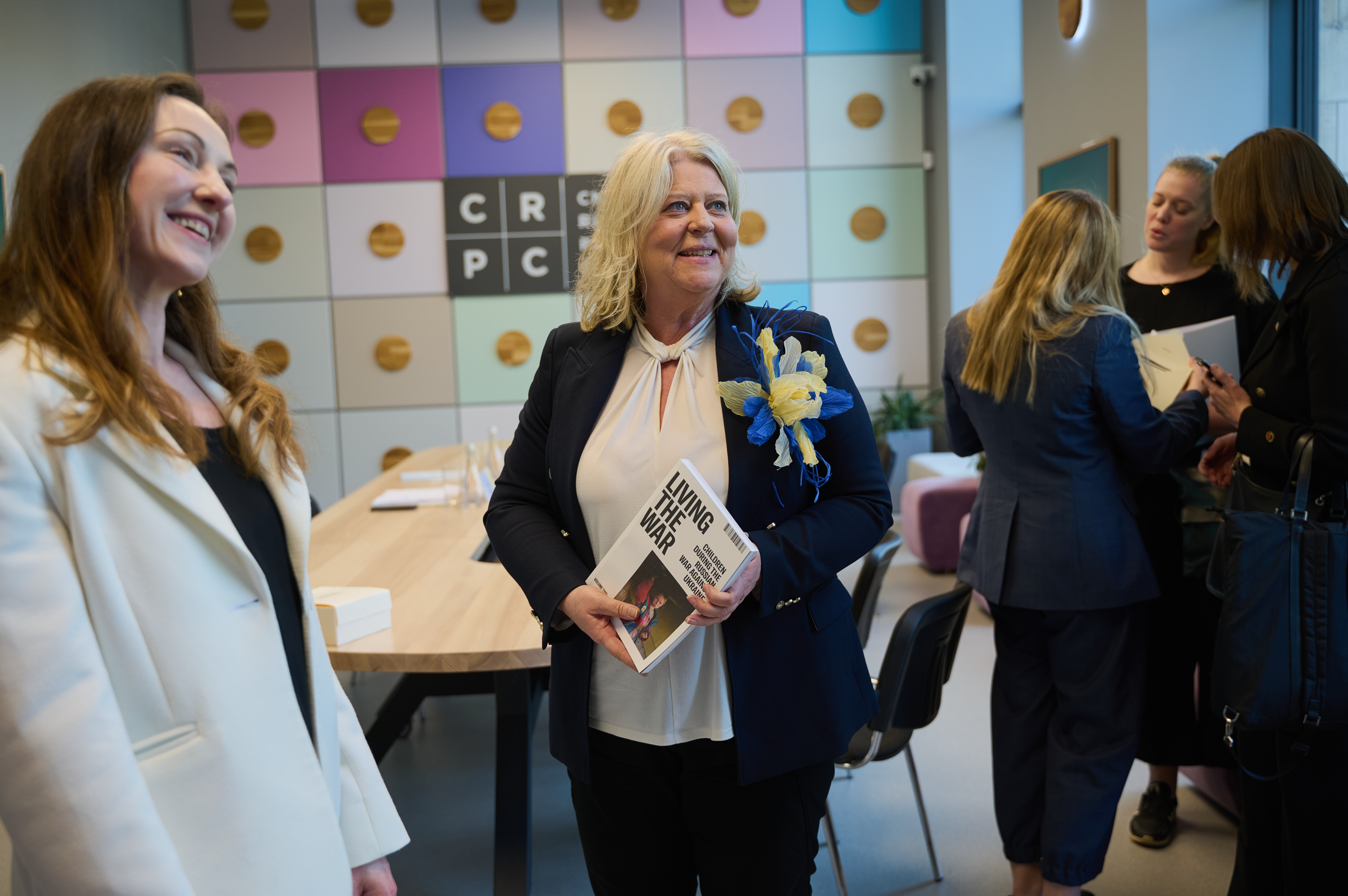 Vid sidan av toppmötet deltog statsrådet i ett bilateralt möte med vice MR-ombudsman Iryna Suslova. 