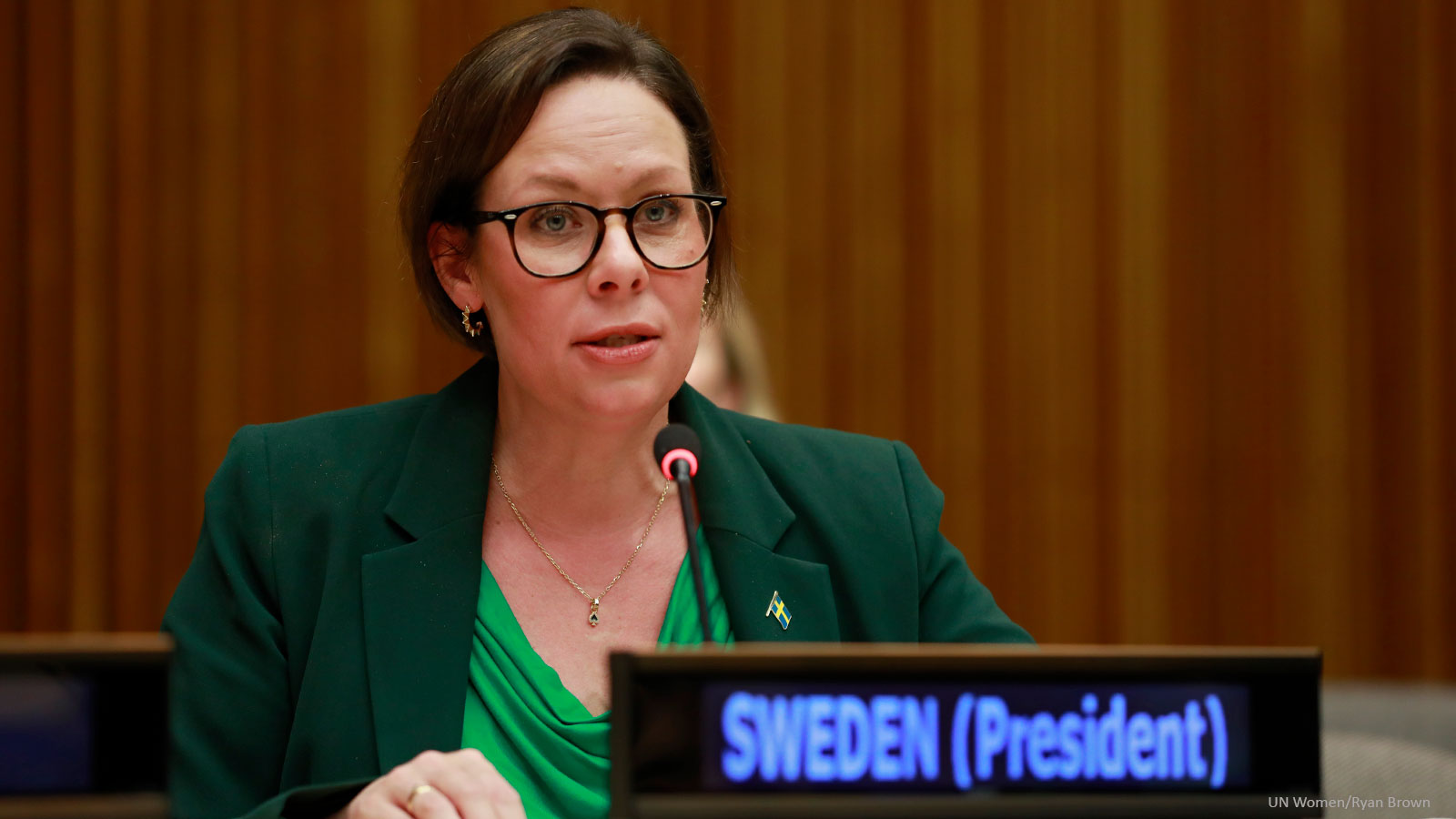 Utrikesminister Maria Malmer Stenergard talar på UN Womens årsmöte 2025.
