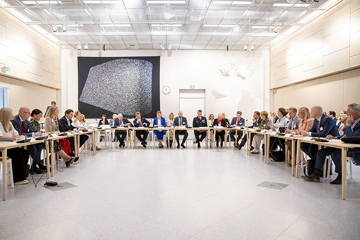 Näringslivsrådets representanter samlade.