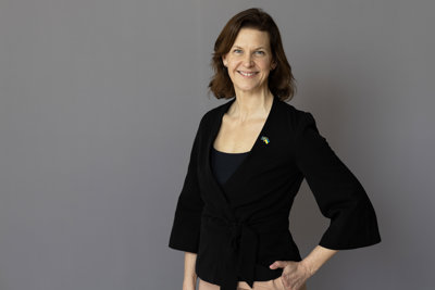 Nina Larsson, jämställdhets- och arbetslivsminister. 