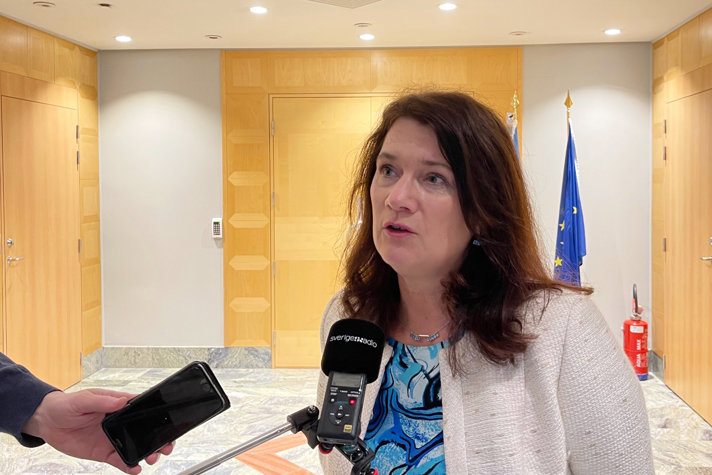 Ann Linde intervjuas på Sveriges EU-representation i Bryssel