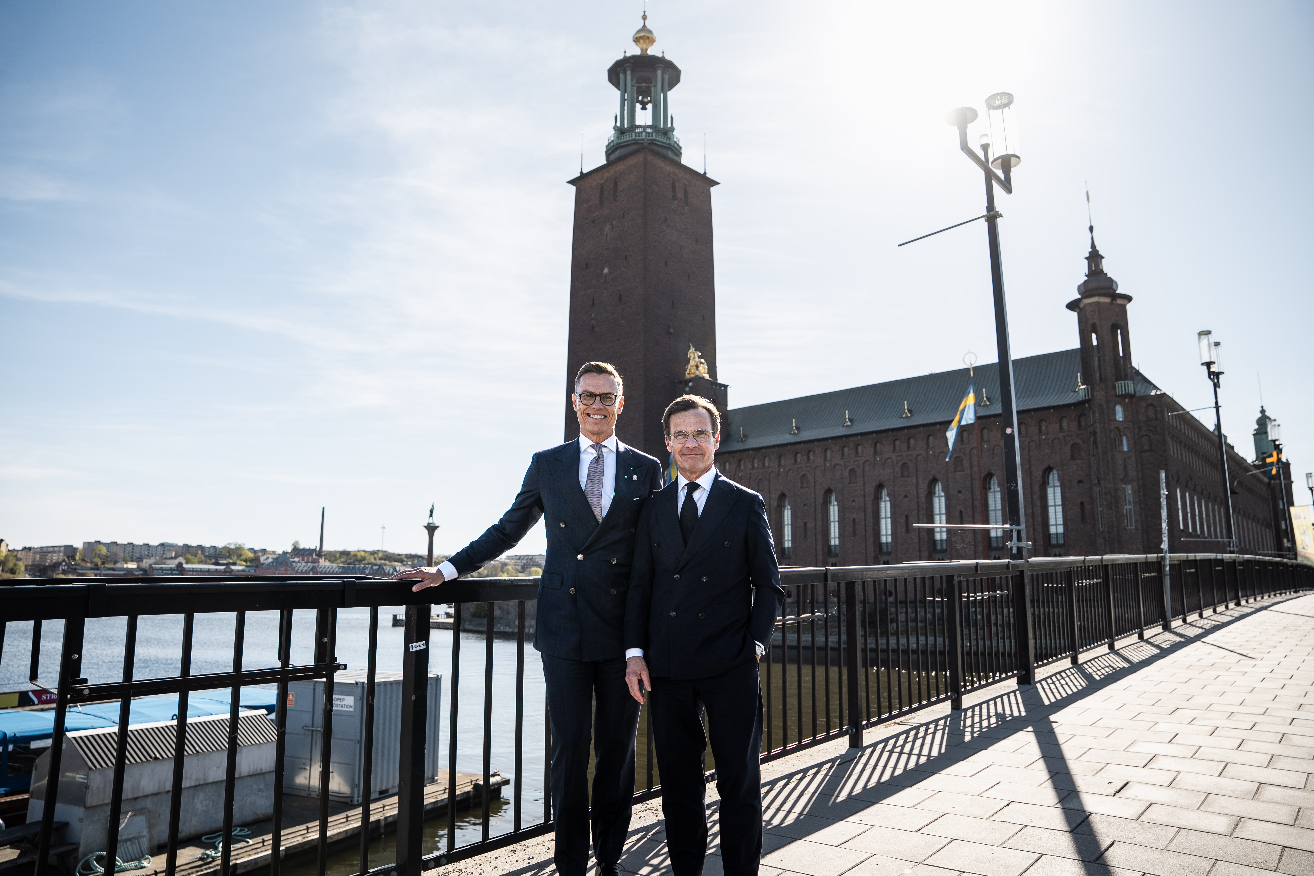 Alexander Stubb och Ulf Kristersson fram stadshuset i Stockholm