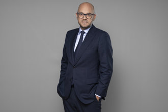 Pressbild på arbetsmarknadsminister Johan Britz