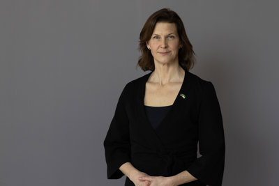 Nina Larsson, jämställdhets- och arbetslivsminister. 