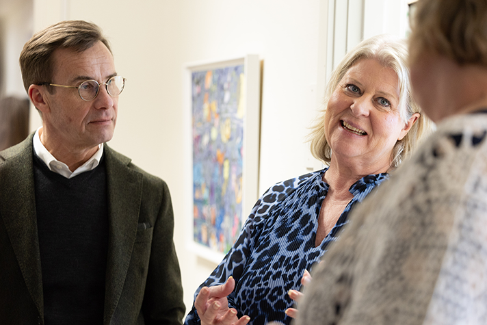 Socialtjänstminister Camilla Waltersson Grönvall och statsminister Ulf Kristersson under ett besök i Sundsvall tidigare i år.