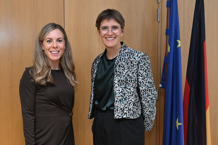 EU-minister Jessica Rosencrantz under ett bilateralt möte i Allmänna rådet tillsammans med Anna Lührmann ledamot i Tysklands förbundsdag.