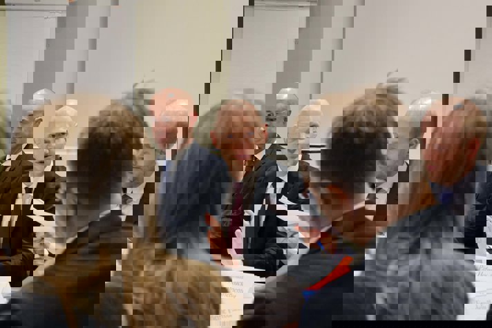 Finansmarknadsminister Niklas Wykman vid det informella branschrådet om kapitalmarknadsunionen