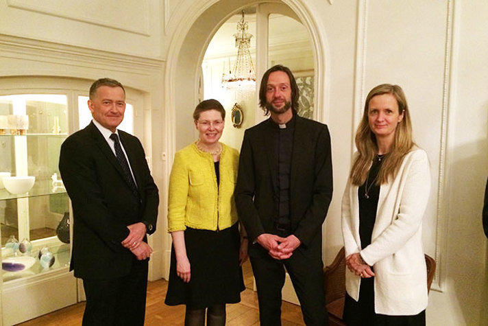 Gumund Erling och ambassadörer