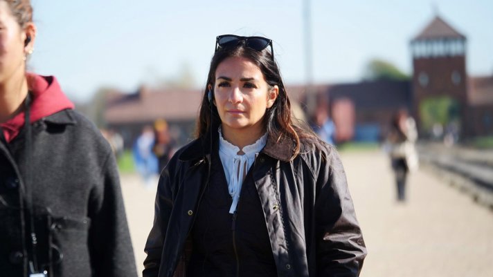 Kulturminister Parisa Liljestrand deltar i Hågkomstresa i Polen