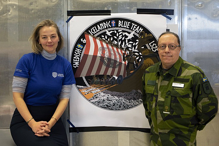 1.	Lagledare Brynja Huld Óskarsdóttir (Island) och Patrik Fältström (Sverige).