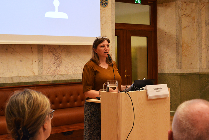 13.	Helena Wollin berättar om verksamheten och förutsättningarna för judiska elever på skolan. 