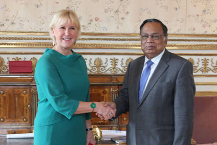 Margot Wallström och Abul Hassan Mahmood Ali möttes i samtal och undertecknade ett samförståndsavtal om årliga konsultationer.