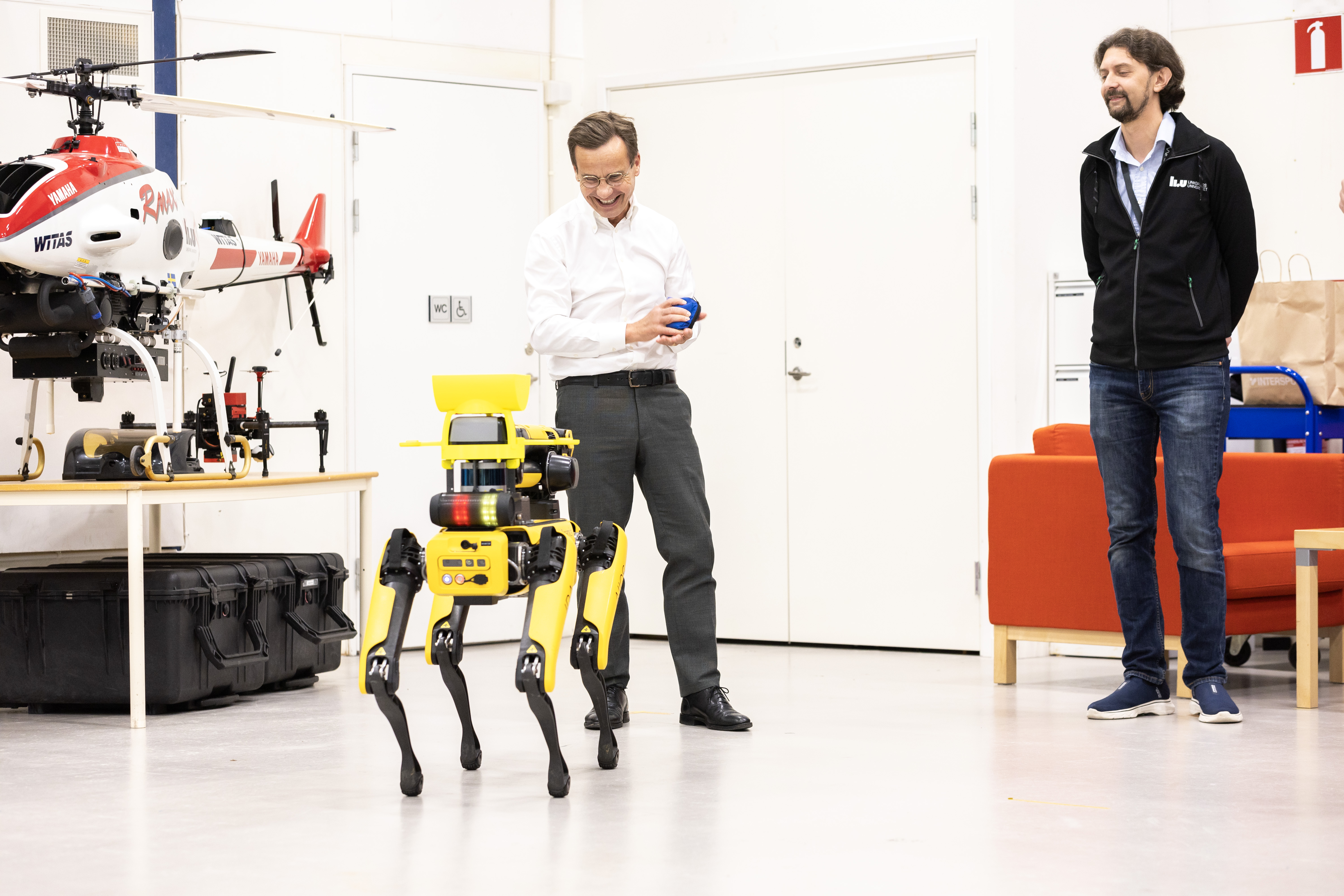 Statsministern besökte forskningsprogrammet WASP vid Linköpings universitet.