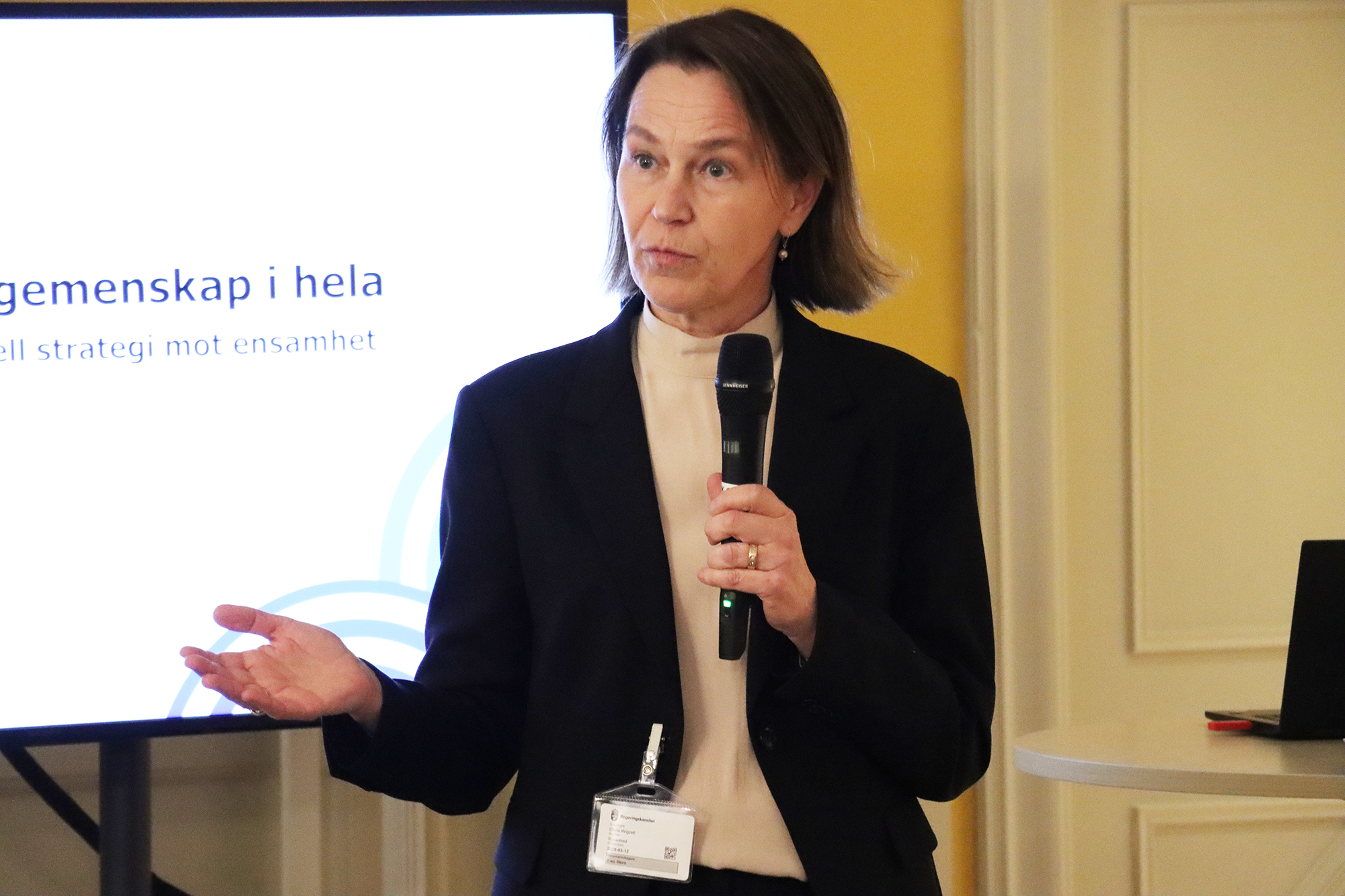 Olivia Vigzell, generaldirektör Folkhälsomyndigheten, håller ett föredrag.