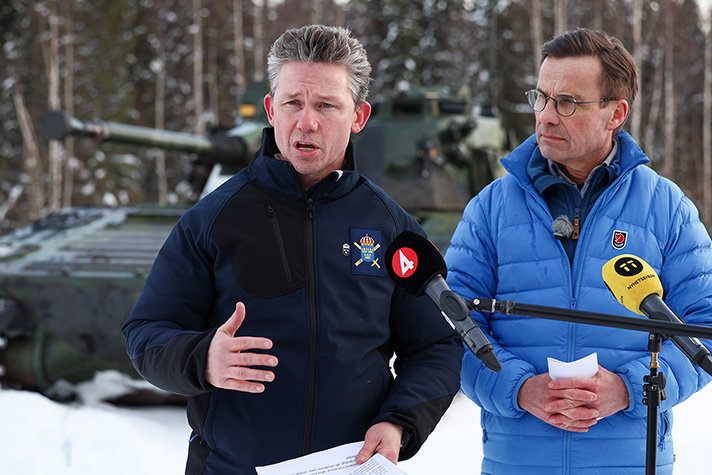 Försvarsminister Pål Jonson och statsminister Ulf Kristersson. 