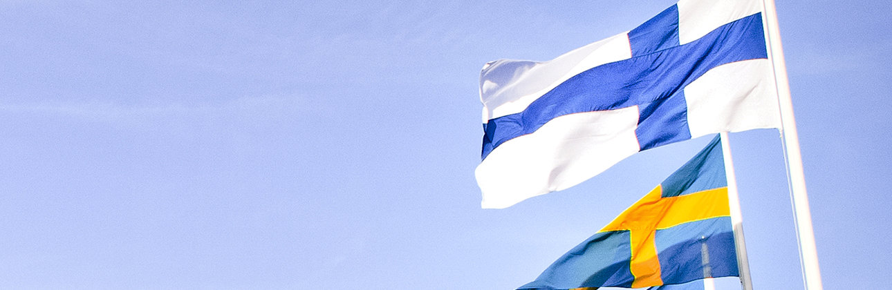Svensk och finsk flagga