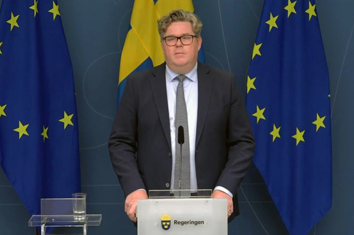 Justitieminister Gunnar Strömmer på dagens pressbriefing.