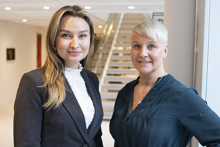 Bild på Ebba Busch och Anna Tenje