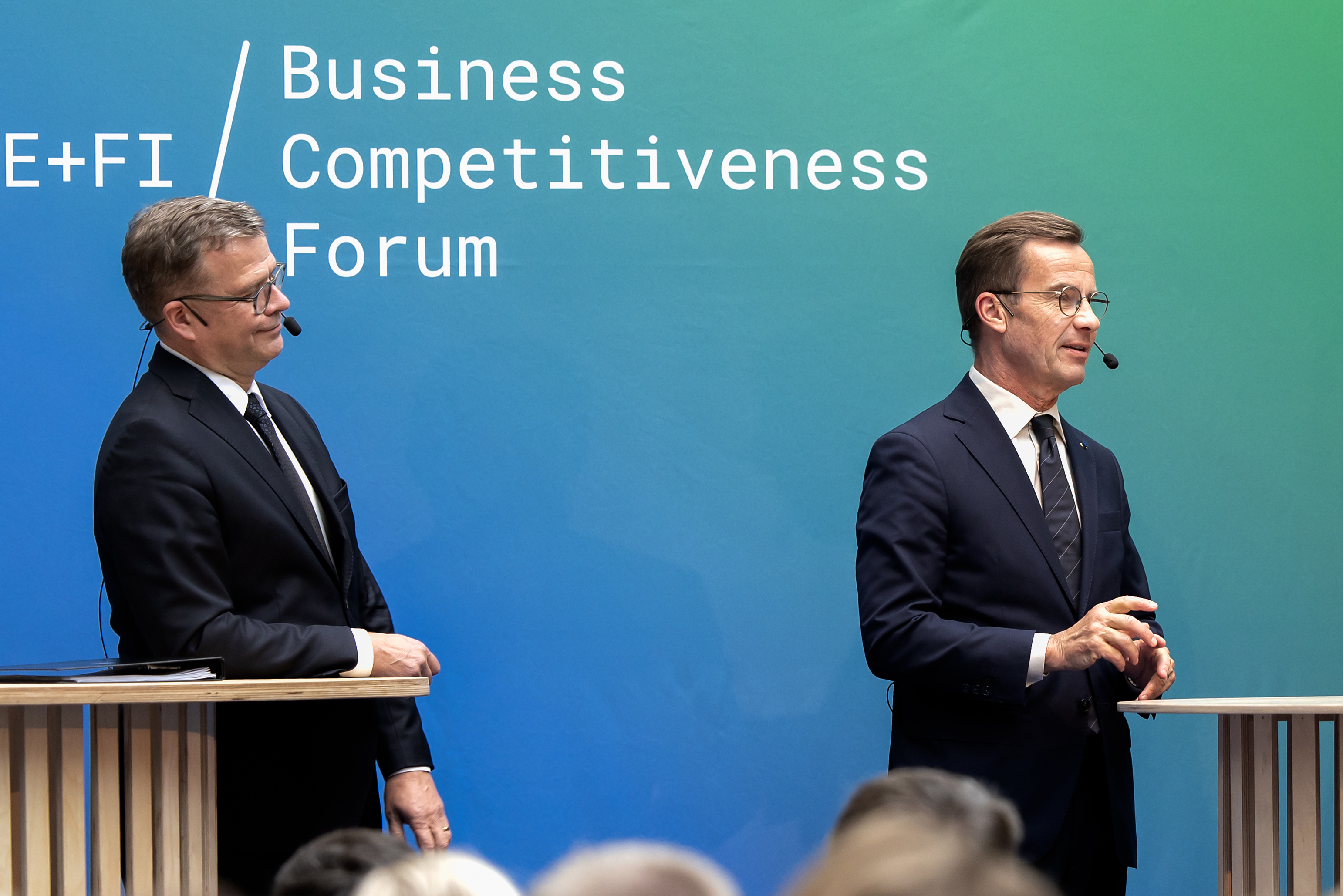 Finlands statsminister Petteri Orpo och Sveriges statsminister Ulf Kristersson vid ett seminarium hos Svenskt Näringsliv