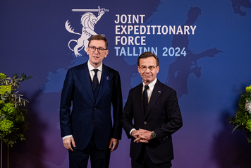 Statsminister Ulf Kristersson och Estlands premiärminister Kristen Michal under JEF.