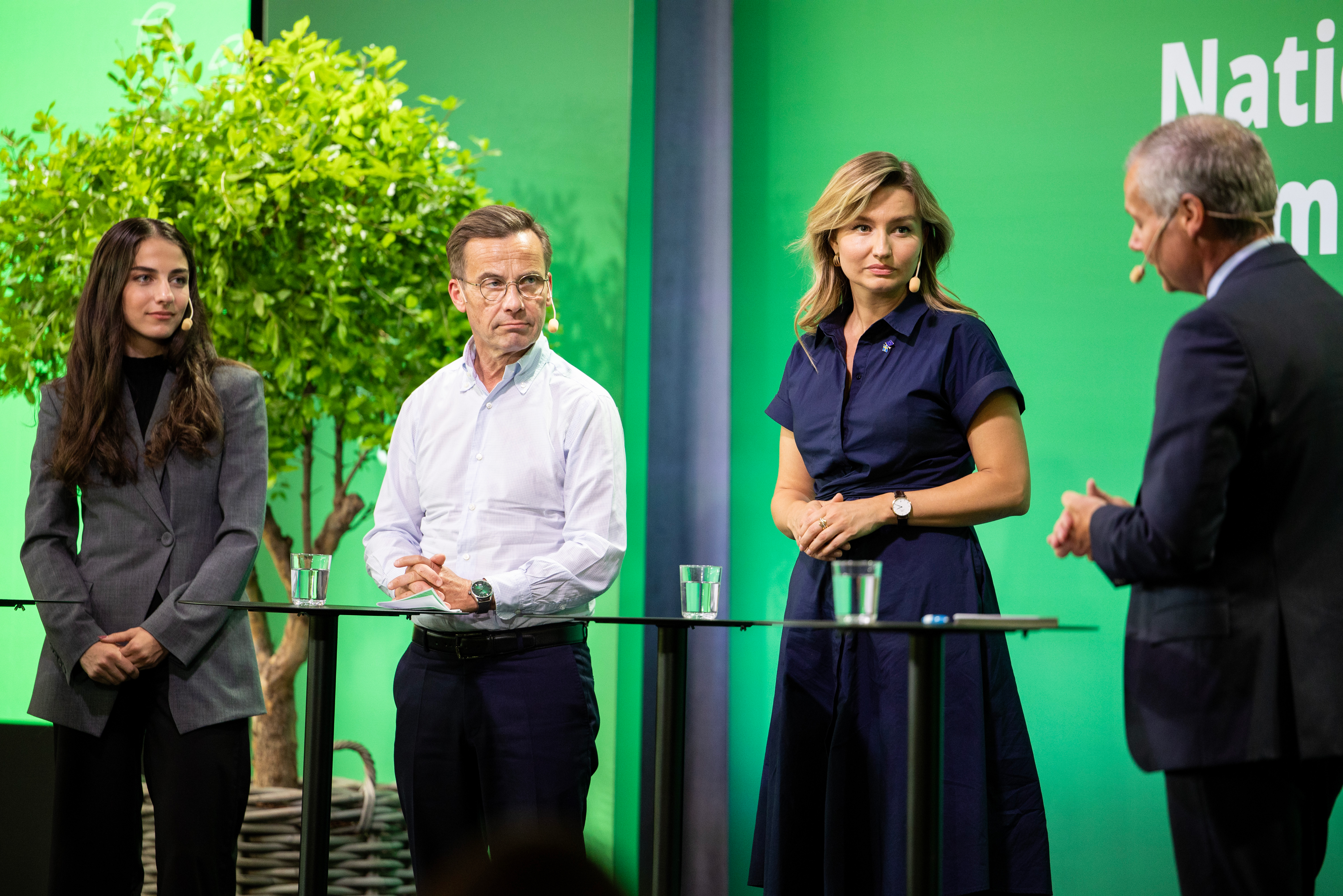 Initiativet till klimatmötet togs av Ulf Kristersson, energi- och näringsminister Ebba Busch och klimat- och miljöminister Romina Pourmokhtari i syfte att få fler inspel till hur politiken kan ge rätt förutsättningar till omställningen.