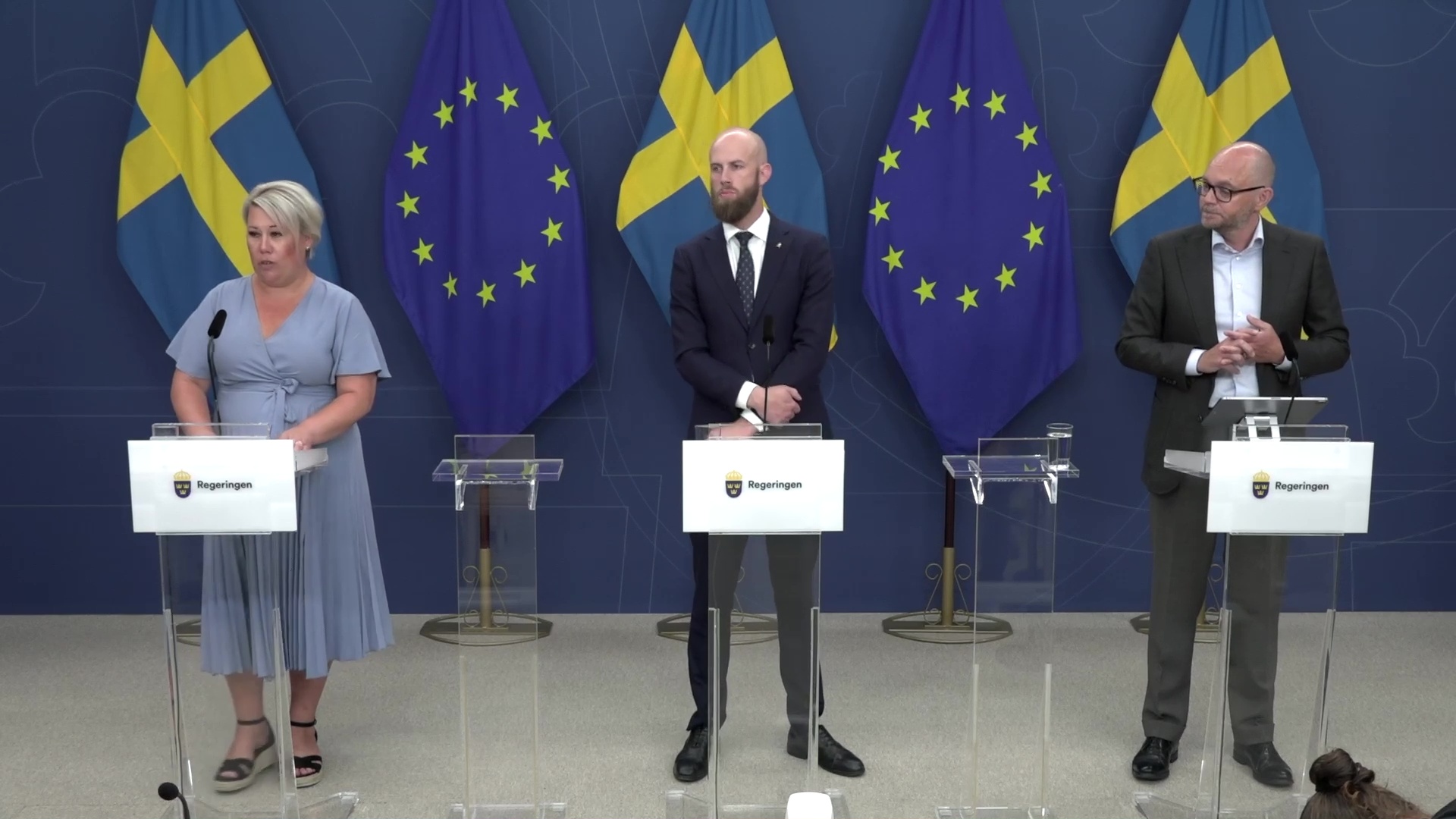 Nationell strategi ska stärka Sveriges psykologiska försvar